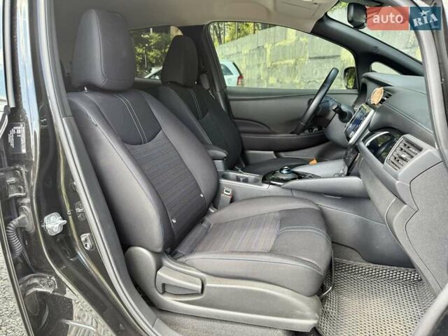 Чорний Ніссан Ліф, об'ємом двигуна 0 л та пробігом 72 тис. км за 15900 $, фото 10 на Automoto.ua