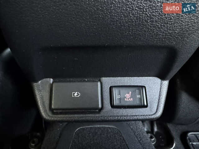 Черный Ниссан Лиф, объемом двигателя 0 л и пробегом 37 тыс. км за 13999 $, фото 10 на Automoto.ua