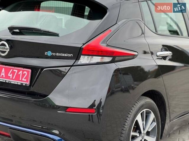 Чорний Ніссан Ліф, об'ємом двигуна 0 л та пробігом 29 тис. км за 15200 $, фото 8 на Automoto.ua