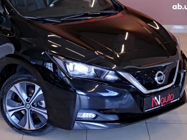 Черный Ниссан Лиф, объемом двигателя 0 л и пробегом 126 тыс. км за 15900 $, фото 2 на Automoto.ua