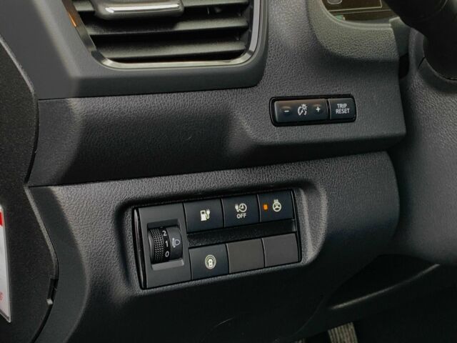 Черный Ниссан Лиф, объемом двигателя 0 л и пробегом 73 тыс. км за 15455 $, фото 19 на Automoto.ua