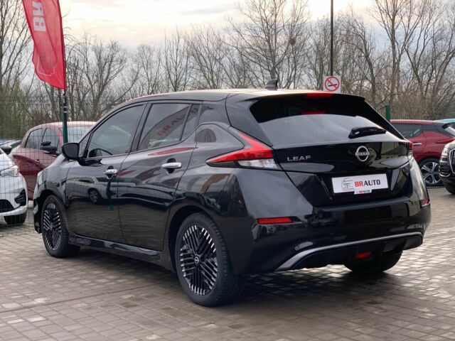 Черный Ниссан Лиф, объемом двигателя 0 л и пробегом 73 тыс. км за 15455 $, фото 6 на Automoto.ua