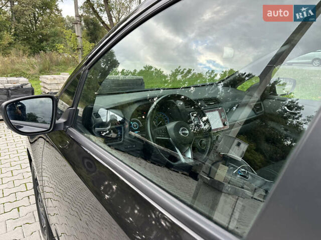 Черный Ниссан Лиф, объемом двигателя 0 л и пробегом 33 тыс. км за 15000 $, фото 9 на Automoto.ua