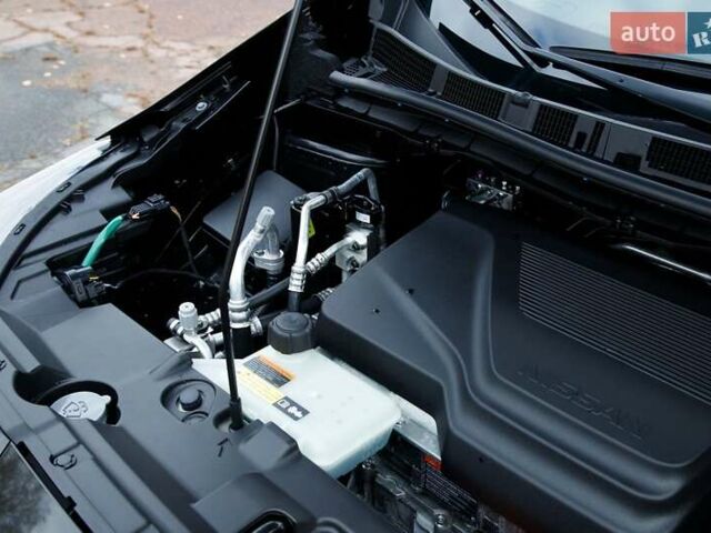 Черный Ниссан Лиф, объемом двигателя 0 л и пробегом 73 тыс. км за 15950 $, фото 31 на Automoto.ua