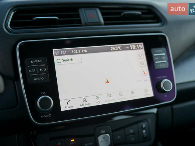 Черный Ниссан Лиф, объемом двигателя 0 л и пробегом 28 тыс. км за 21000 $, фото 33 на Automoto.ua