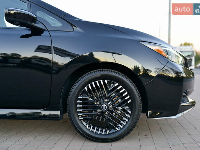 Черный Ниссан Лиф, объемом двигателя 0 л и пробегом 28 тыс. км за 21000 $, фото 8 на Automoto.ua