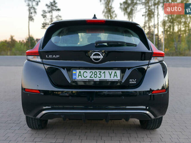 Черный Ниссан Лиф, объемом двигателя 0 л и пробегом 28 тыс. км за 21000 $, фото 5 на Automoto.ua