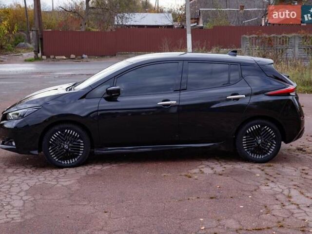 Черный Ниссан Лиф, объемом двигателя 0 л и пробегом 73 тыс. км за 15950 $, фото 18 на Automoto.ua