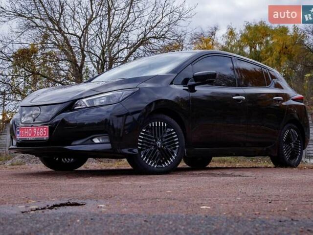 Черный Ниссан Лиф, объемом двигателя 0 л и пробегом 73 тыс. км за 15950 $, фото 7 на Automoto.ua