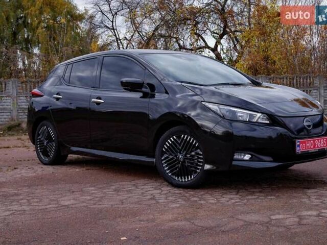 Черный Ниссан Лиф, объемом двигателя 0 л и пробегом 73 тыс. км за 15950 $, фото 5 на Automoto.ua