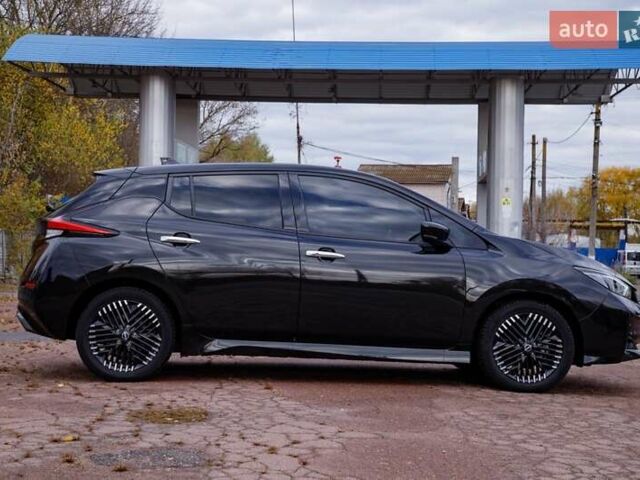 Черный Ниссан Лиф, объемом двигателя 0 л и пробегом 73 тыс. км за 15950 $, фото 14 на Automoto.ua