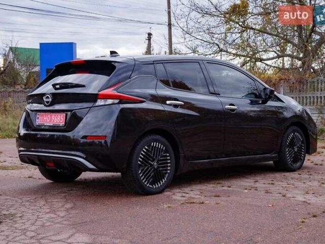 Черный Ниссан Лиф, объемом двигателя 0 л и пробегом 73 тыс. км за 15950 $, фото 24 на Automoto.ua