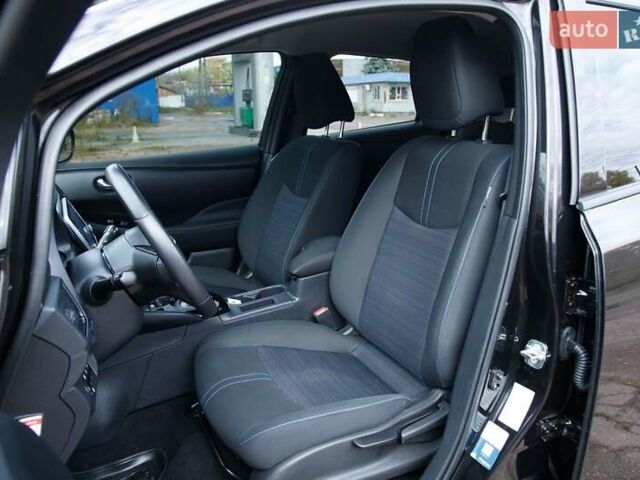 Черный Ниссан Лиф, объемом двигателя 0 л и пробегом 73 тыс. км за 15950 $, фото 64 на Automoto.ua