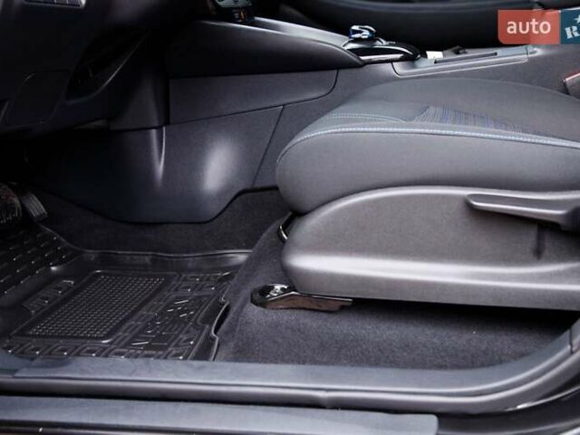 Черный Ниссан Лиф, объемом двигателя 0 л и пробегом 73 тыс. км за 15950 $, фото 53 на Automoto.ua