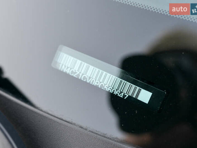 Черный Ниссан Лиф, объемом двигателя 0 л и пробегом 28 тыс. км за 21000 $, фото 13 на Automoto.ua