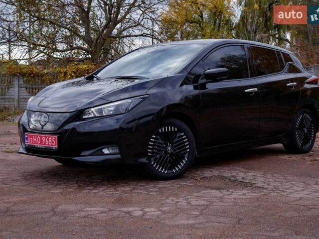 Черный Ниссан Лиф, объемом двигателя 0 л и пробегом 73 тыс. км за 15950 $, фото 8 на Automoto.ua