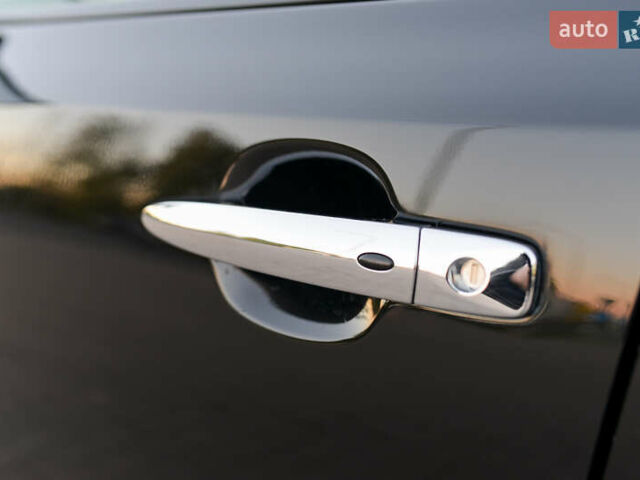 Черный Ниссан Лиф, объемом двигателя 0 л и пробегом 28 тыс. км за 21000 $, фото 14 на Automoto.ua