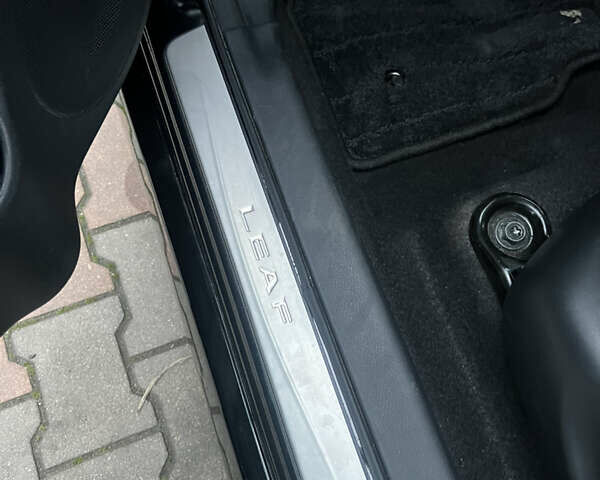 Чорний Ніссан Ліф, об'ємом двигуна 0 л та пробігом 2 тис. км за 23500 $, фото 13 на Automoto.ua