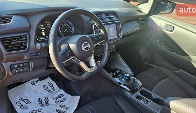 Чорний Ніссан Ліф, об'ємом двигуна 0 л та пробігом 7 тис. км за 21000 $, фото 8 на Automoto.ua