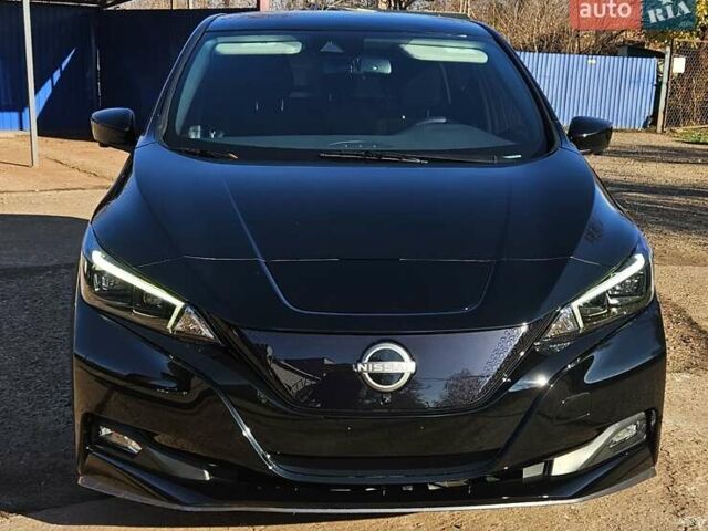Чорний Ніссан Ліф, об'ємом двигуна 0 л та пробігом 7 тис. км за 21000 $, фото 1 на Automoto.ua