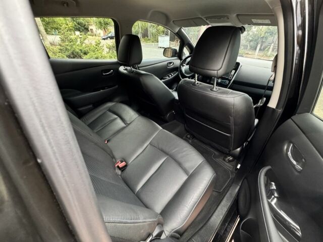 Чорний Ніссан Ліф, об'ємом двигуна 0 л та пробігом 127 тис. км за 7700 $, фото 8 на Automoto.ua