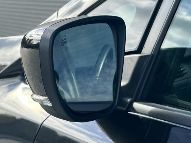 Черный Ниссан Лиф, объемом двигателя 0 л и пробегом 82 тыс. км за 16800 $, фото 10 на Automoto.ua