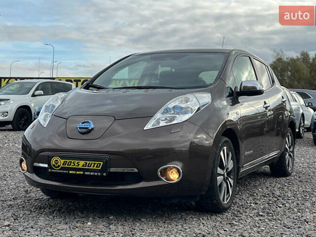 Коричневий Ніссан Ліф, об'ємом двигуна 0 л та пробігом 156 тис. км за 7999 $, фото 2 на Automoto.ua
