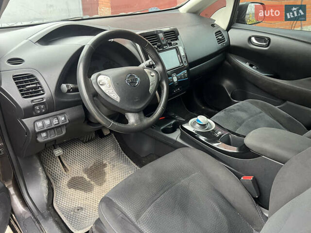 Коричневий Ніссан Ліф, об'ємом двигуна 0 л та пробігом 185 тис. км за 6500 $, фото 15 на Automoto.ua