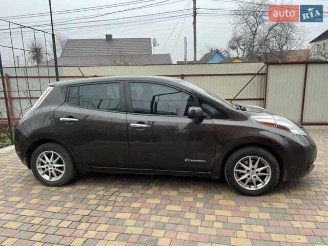 Коричневий Ніссан Ліф, об'ємом двигуна 0 л та пробігом 185 тис. км за 6500 $, фото 6 на Automoto.ua