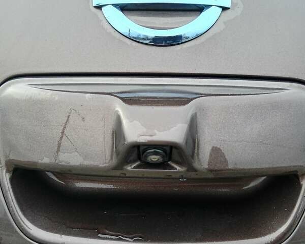 Коричневый Ниссан Лиф, объемом двигателя 0 л и пробегом 123 тыс. км за 6800 $, фото 6 на Automoto.ua