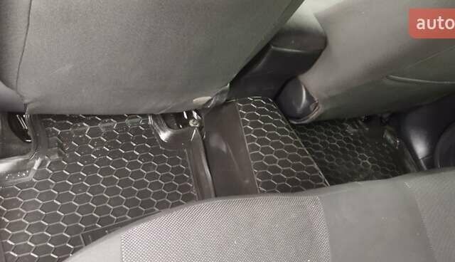 Коричневый Ниссан Лиф, объемом двигателя 0 л и пробегом 112 тыс. км за 7700 $, фото 4 на Automoto.ua