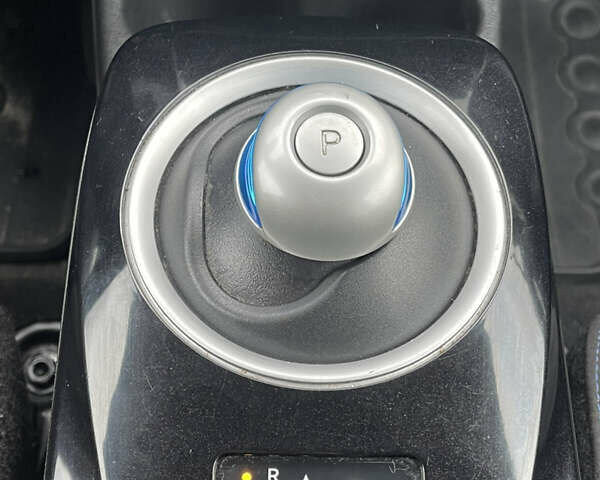 Коричневый Ниссан Лиф, объемом двигателя 0 л и пробегом 141 тыс. км за 9200 $, фото 28 на Automoto.ua