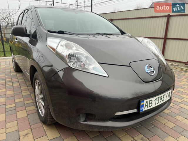 Коричневий Ніссан Ліф, об'ємом двигуна 0 л та пробігом 185 тис. км за 6500 $, фото 3 на Automoto.ua