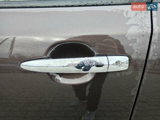 Коричневый Ниссан Лиф, объемом двигателя 0 л и пробегом 123 тыс. км за 6800 $, фото 5 на Automoto.ua