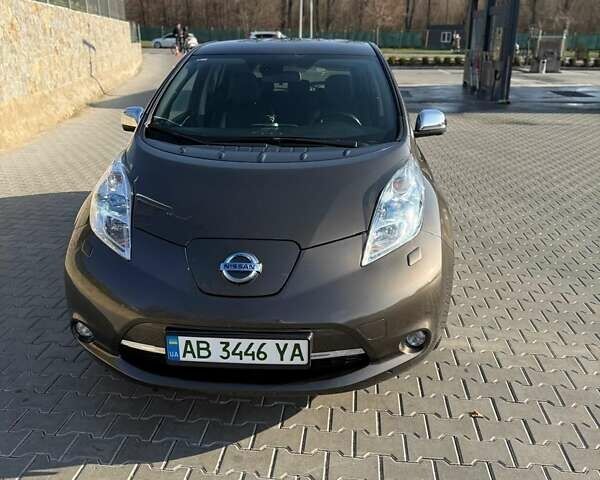 Коричневый Ниссан Лиф, объемом двигателя 0 л и пробегом 102 тыс. км за 8000 $, фото 1 на Automoto.ua