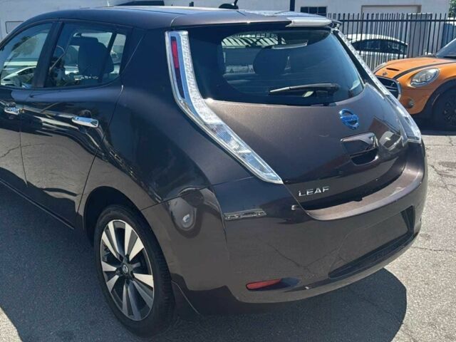 Коричневый Ниссан Лиф, объемом двигателя 0 л и пробегом 72 тыс. км за 4200 $, фото 2 на Automoto.ua