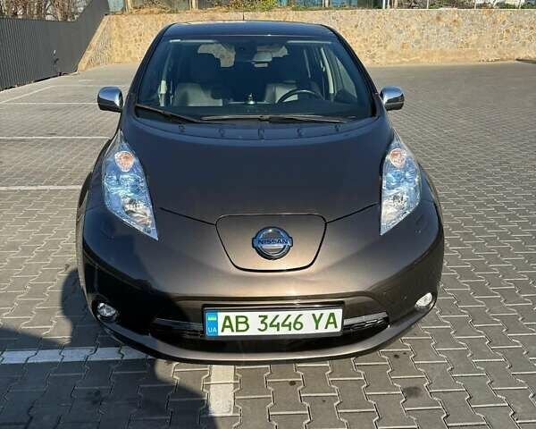 Коричневый Ниссан Лиф, объемом двигателя 0 л и пробегом 102 тыс. км за 8000 $, фото 2 на Automoto.ua