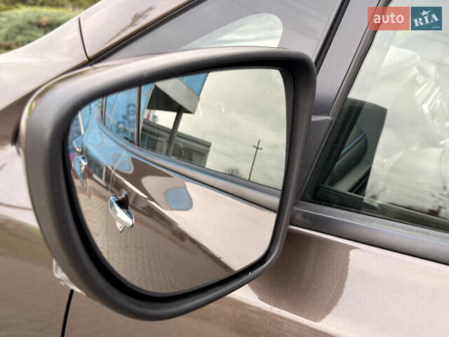 Коричневий Ніссан Ліф, об'ємом двигуна 0 л та пробігом 98 тис. км за 12500 $, фото 8 на Automoto.ua