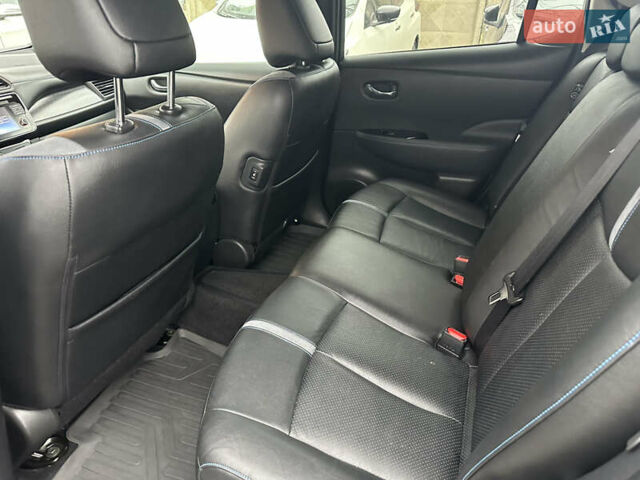 Коричневий Ніссан Ліф, об'ємом двигуна 0 л та пробігом 95 тис. км за 13200 $, фото 8 на Automoto.ua