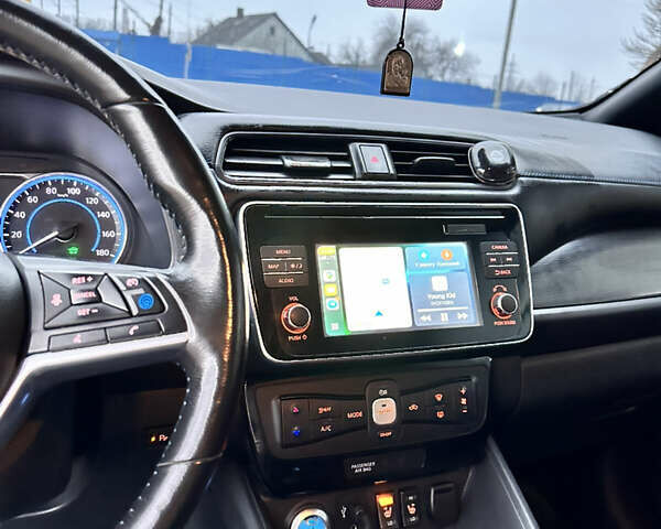 Коричневый Ниссан Лиф, объемом двигателя 0 л и пробегом 131 тыс. км за 12499 $, фото 21 на Automoto.ua