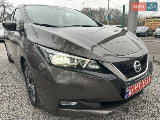Коричневий Ніссан Ліф, об'ємом двигуна 0 л та пробігом 95 тис. км за 13200 $, фото 2 на Automoto.ua