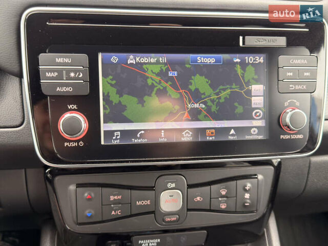 Коричневий Ніссан Ліф, об'ємом двигуна 0 л та пробігом 98 тис. км за 12500 $, фото 28 на Automoto.ua