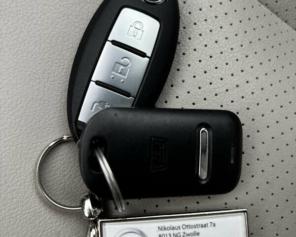 Коричневий Ніссан Ліф, об'ємом двигуна 0 л та пробігом 63 тис. км за 16892 $, фото 27 на Automoto.ua