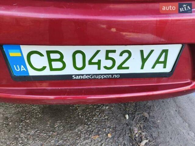 Ниссан Лиф 2011 в Прилуках на Automoto.ua Красный Ниссан Лиф, объемом двигателя 0 л и пробегом 135 тыс. км за 4300 $, фото 13 на Automoto.ua