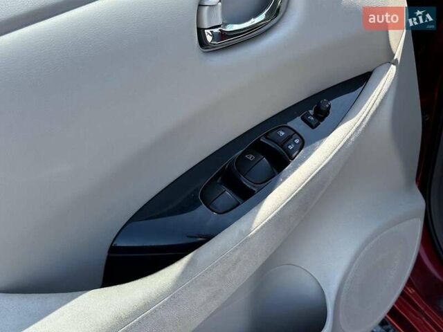 Червоний Ніссан Ліф, об'ємом двигуна 0 л та пробігом 98 тис. км за 6990 $, фото 14 на Automoto.ua