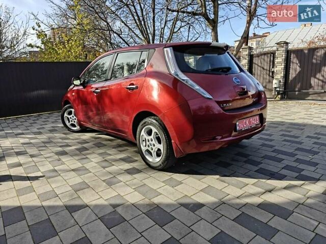 Червоний Ніссан Ліф, об'ємом двигуна 0 л та пробігом 127 тис. км за 4250 $, фото 26 на Automoto.ua