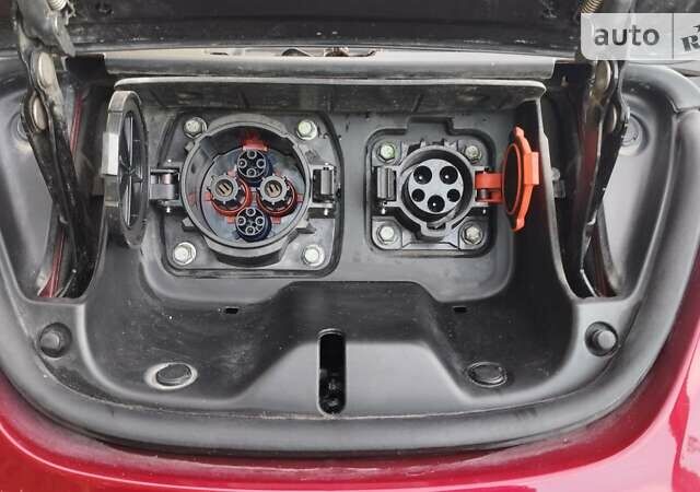 Червоний Ніссан Ліф, об'ємом двигуна 0 л та пробігом 107 тис. км за 6800 $, фото 26 на Automoto.ua