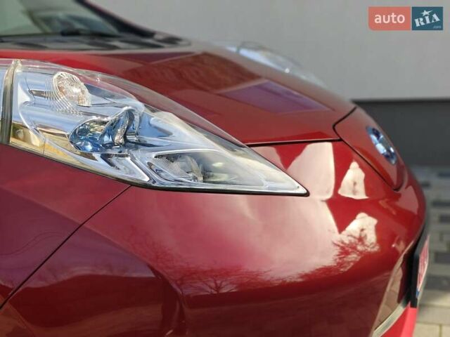 Червоний Ніссан Ліф, об'ємом двигуна 0 л та пробігом 127 тис. км за 4250 $, фото 12 на Automoto.ua