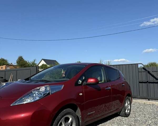 Червоний Ніссан Ліф, об'ємом двигуна 0 л та пробігом 126 тис. км за 5700 $, фото 11 на Automoto.ua