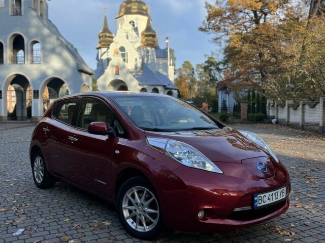 Червоний Ніссан Ліф, об'ємом двигуна 0 л та пробігом 170 тис. км за 4700 $, фото 1 на Automoto.ua